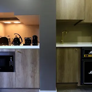 https://lisbon-charm-flats.hotels-lisbon-portugal.com